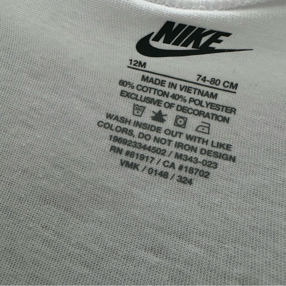 NWT Nike 12 Month Matching pants set. - Picture 6 of 7
